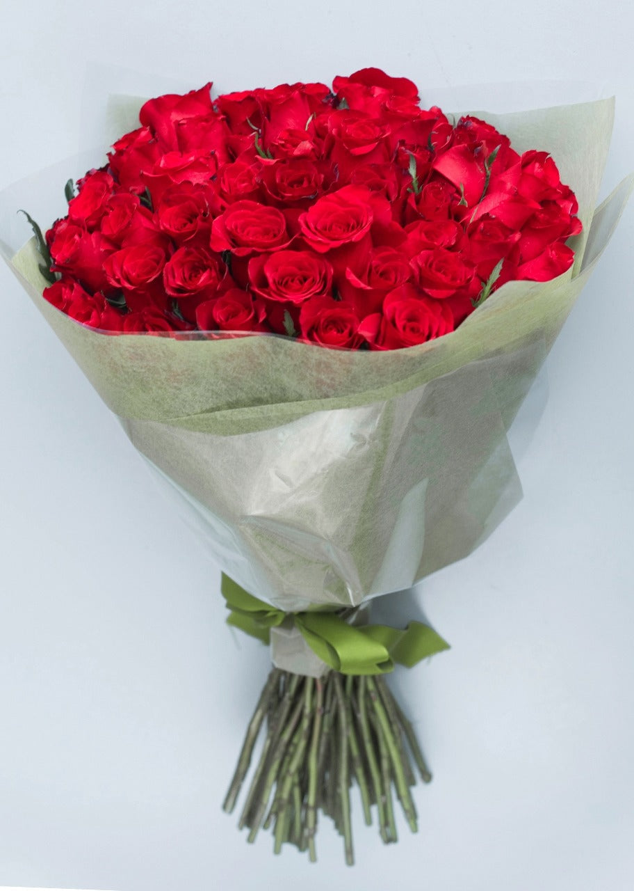 Ramo de flores 50 rosas rojas — Click Abasto