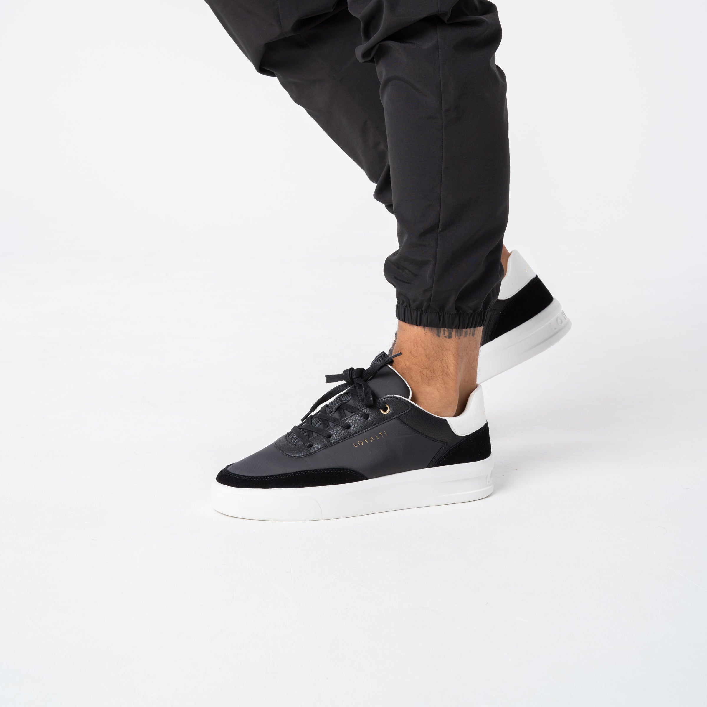 Deuces Trainer - Black / Charcoal 