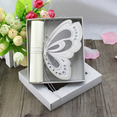 Invitación de boda inspirada en mariposas