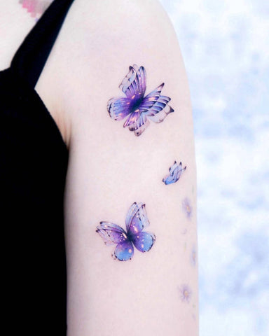 Ideia de tatuagem de borboletas esvoaçantes para 2023