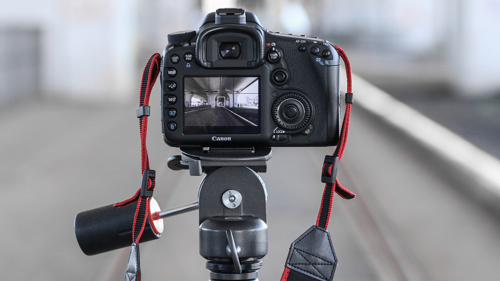 Using a tripod helps taking pictures in low-light and others scenarios.