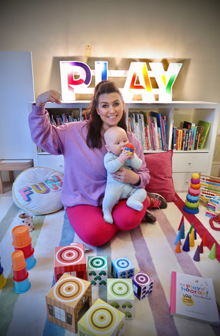claire russell play expert mum activity playhooray