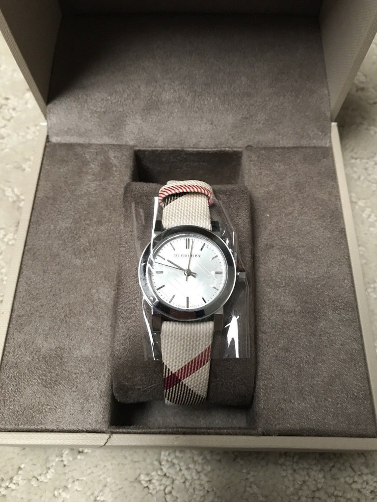 burberry bu9212