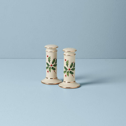 You may have nabbed a piece from the new #phoebephilo collection, but do  you have a pair of #saltnpepa x #saltnpepper shakers?! This might…