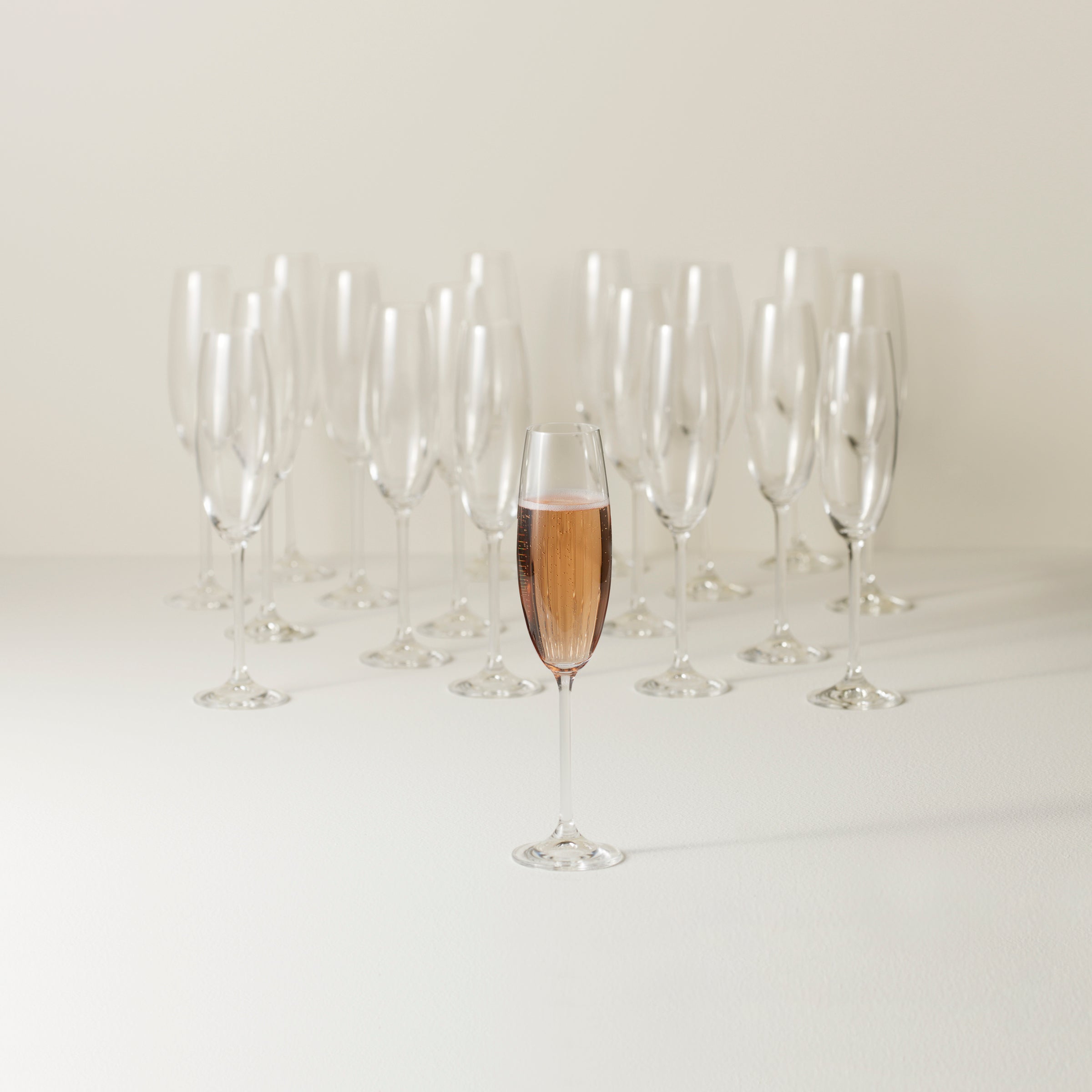 Brass Wine Glasses, Metal Goblet, Champagne Flutes, Wedding Anniversary  Gift for Couple Marriage, Corporate Clients Set of 4 Flute Design – τα  καλύτερα προϊόντα στο ηλεκτρονικό κατάστημα Joom Geek