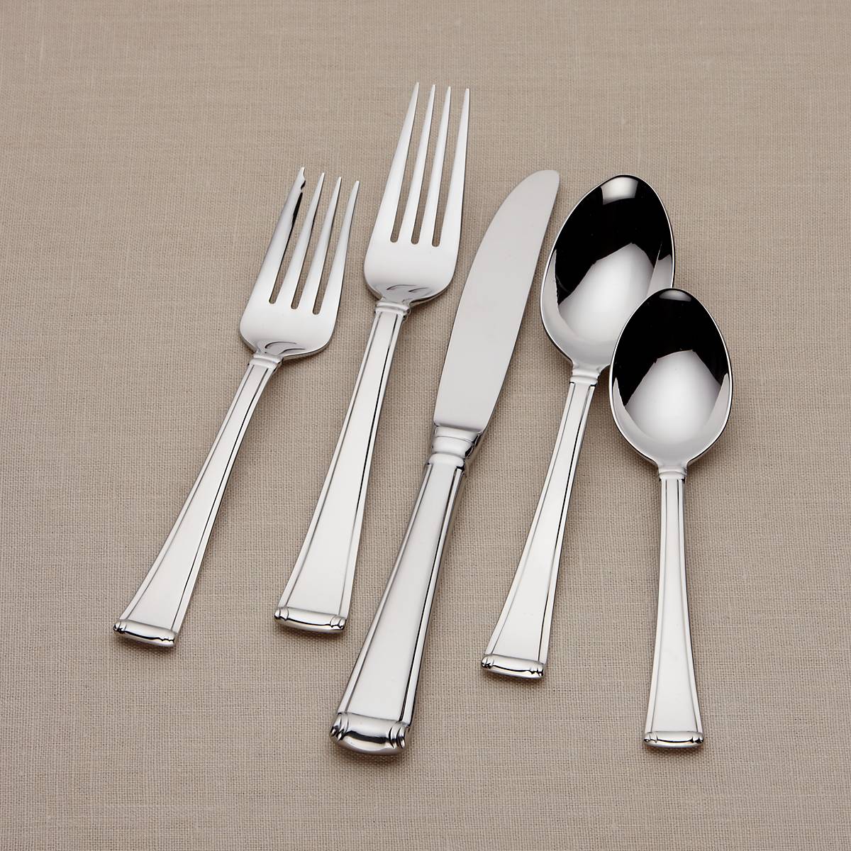 NICO HAMMERED FLATWARE COLLECTION – Artisan Tableware Co.