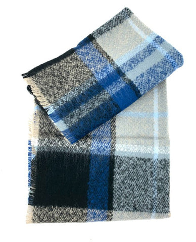 FRAAS 631156 BOX PLAID WRAP