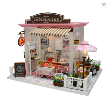 buy miniature dollhouse