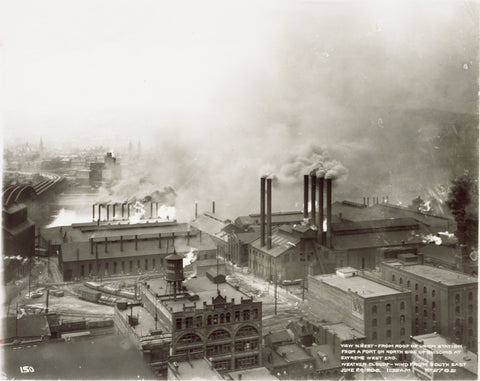 Steel factories polluting Pittsburgh’s air in 1906