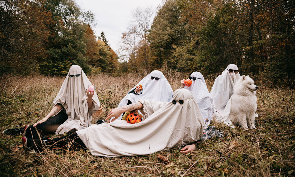 Ghost family Photo by Lisett Kruusimäe on Pexels