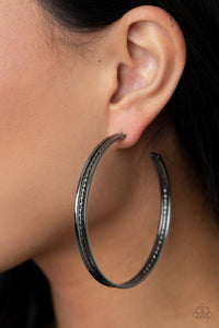 midtown-marvel-black-earrings