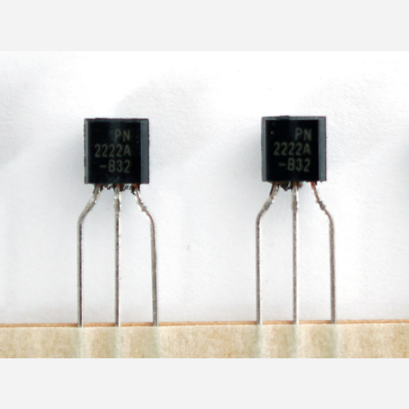 pn2222 transistor npn