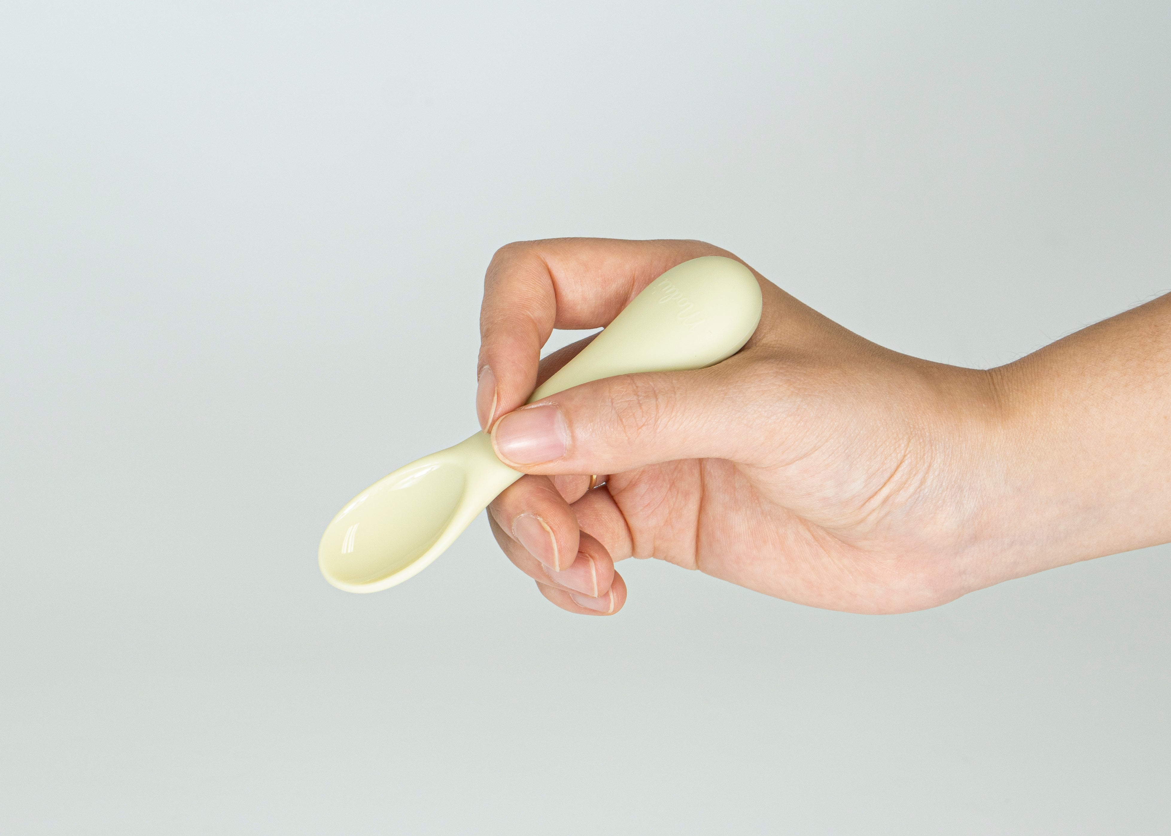 Kiinde Lil’ Bites Soft Silicone Spoon Set Stage 2: Slurp