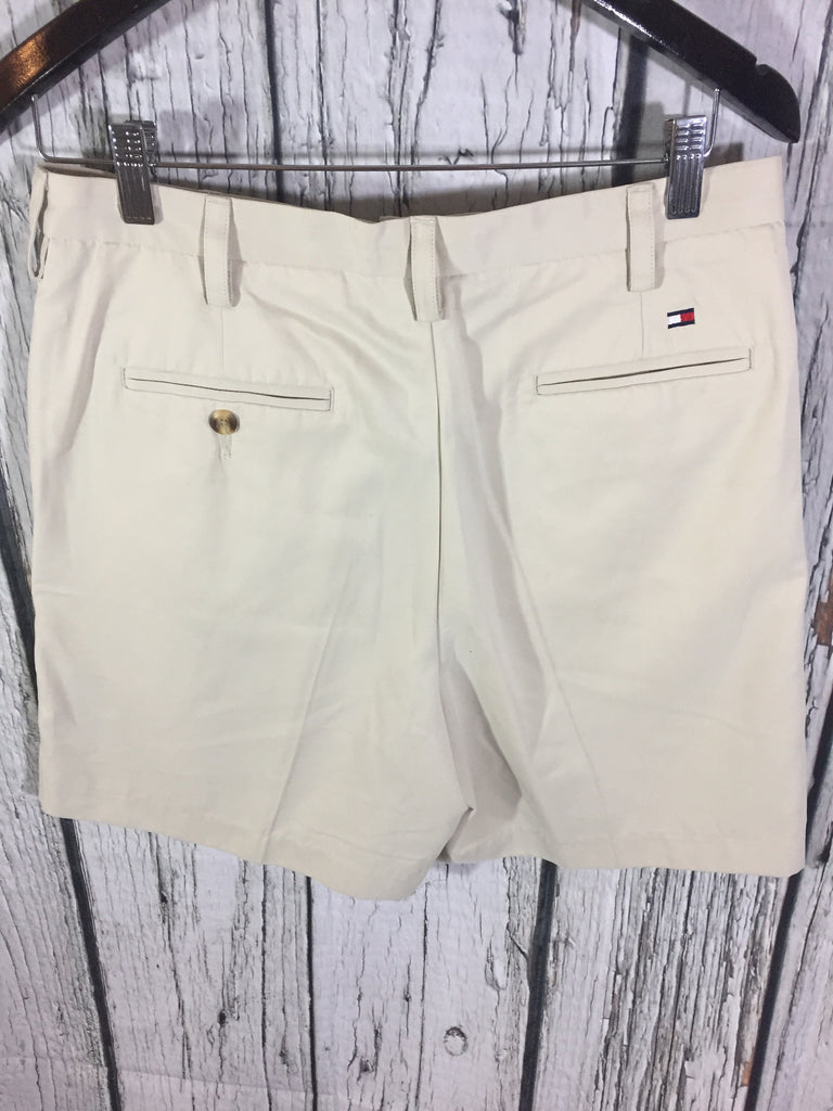 tommy hilfiger golf shorts