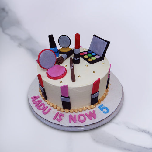 X 上的Cakesbynona：「Bday cake #mac #chanel #makeupcake #makeupfan #cake # cakedesign #cakedecorating #customcakes #homemadecake #cakesbynona  #cakesbynonamex https://t.co/DS2oIE04yG」 / X
