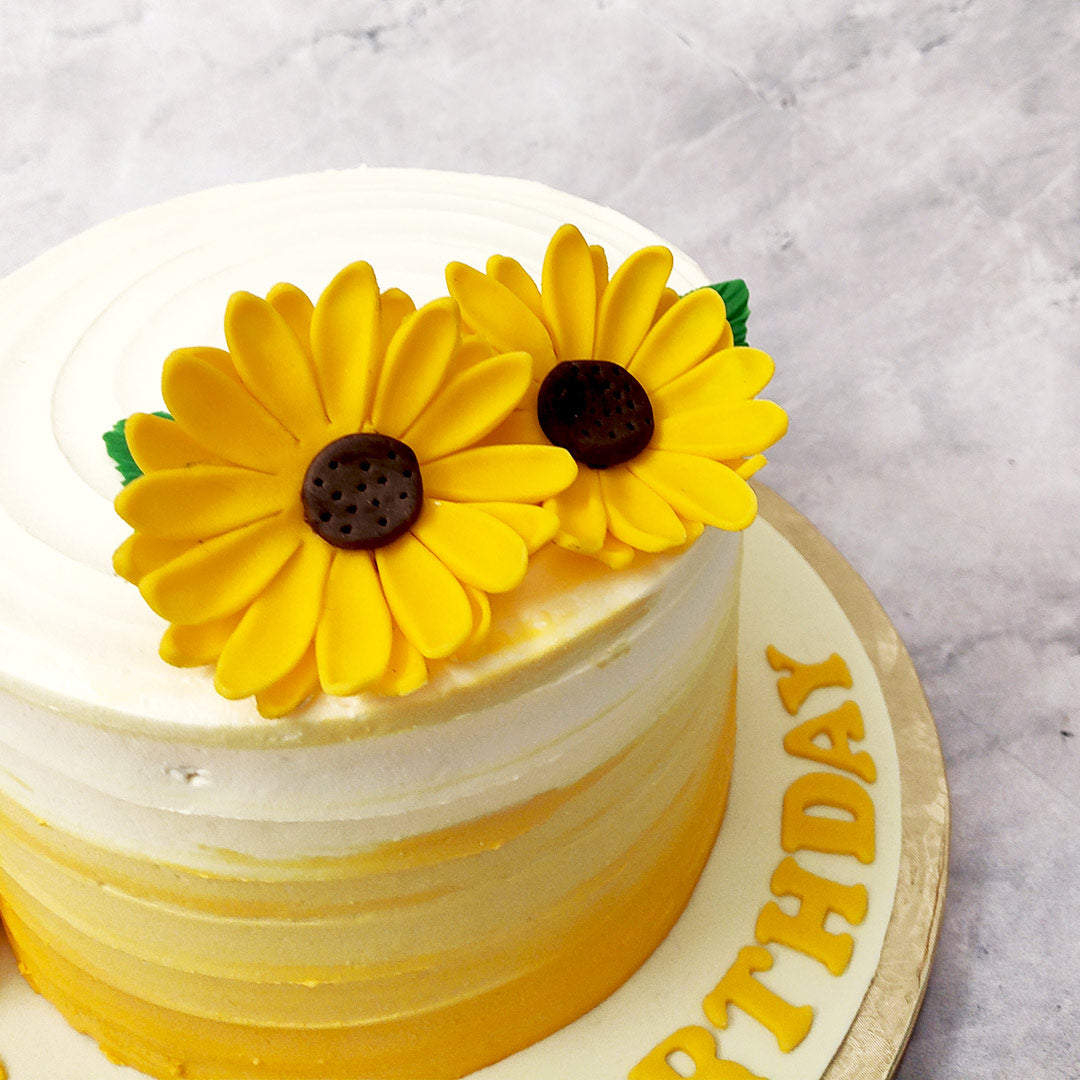 Daisy Cake 🌼 #daisy #daisycake #tiktokcake #cakes #bakery #alfonsosvictory  | Instagram