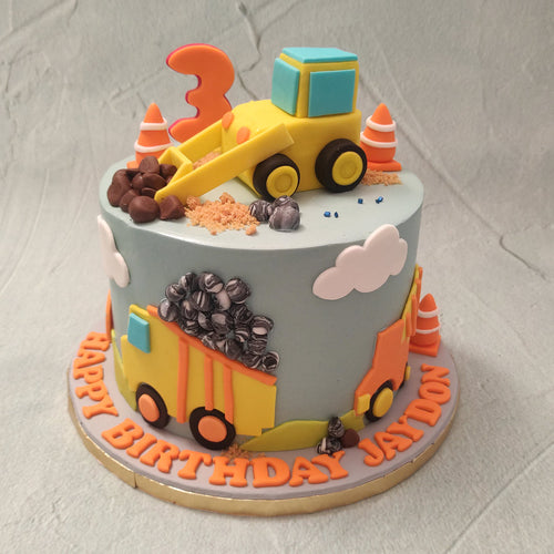 2 tier construction cake – Tuck Box Cakes