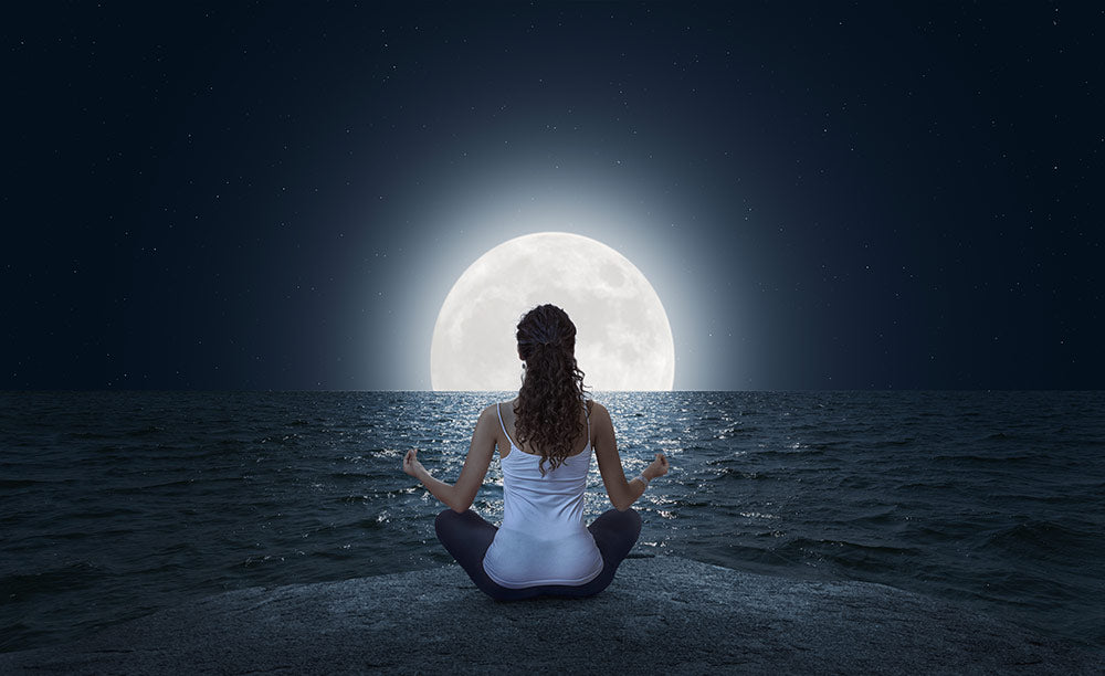 5 Full Moon Rituals to Embrace New Beginnings