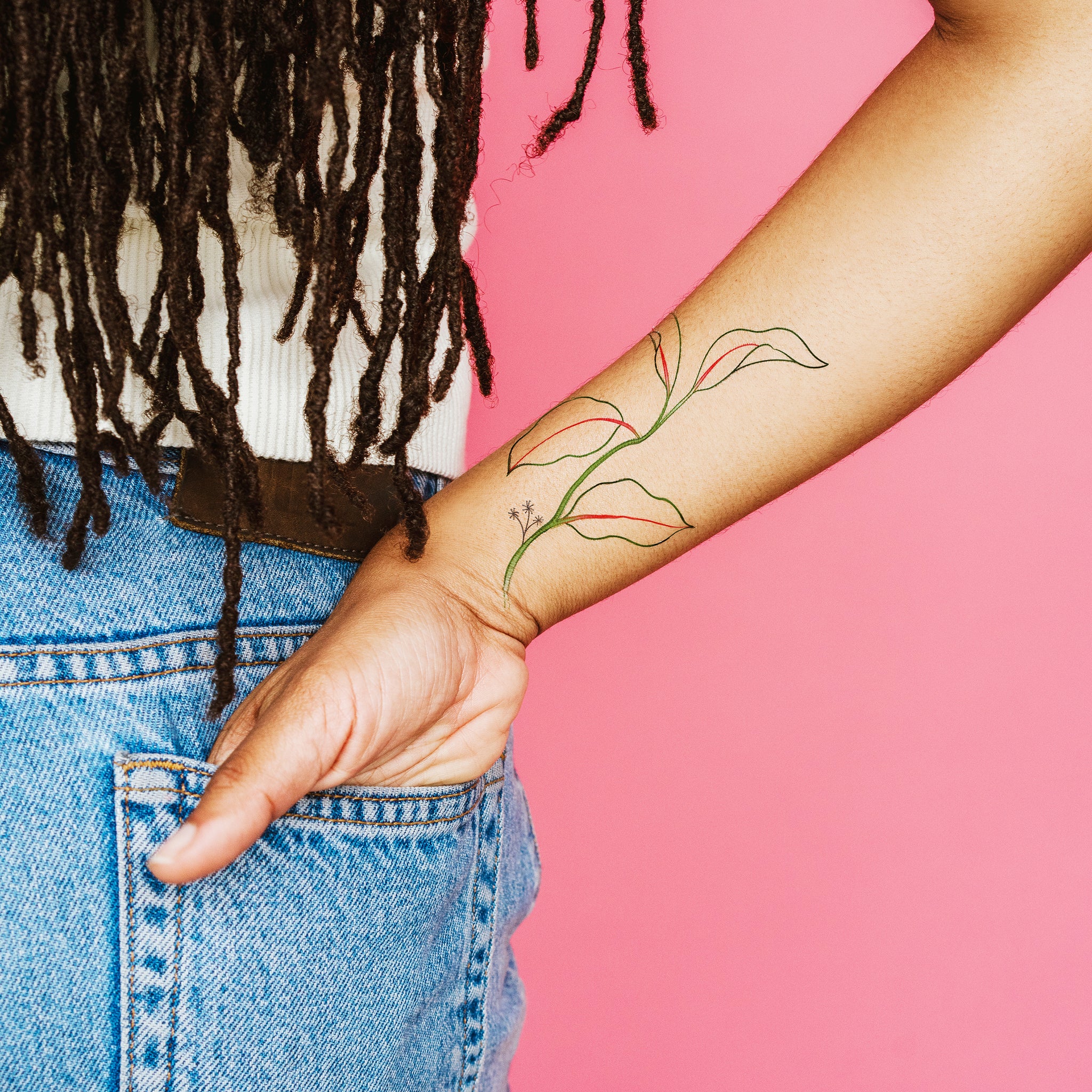 30 Delicate Leaf Tattoo Ideas to Inspire You in 2023