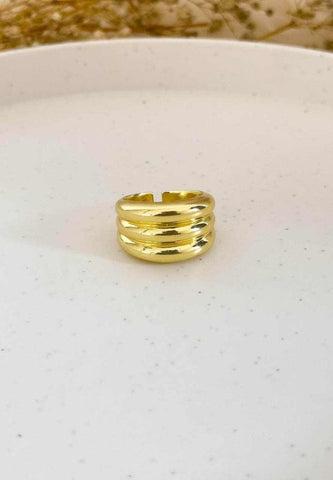 Vintage Metallic Three Layer Closed Ring