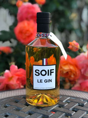 Soif Le Gin est un gin français infusé avec les agrumes et les poivres