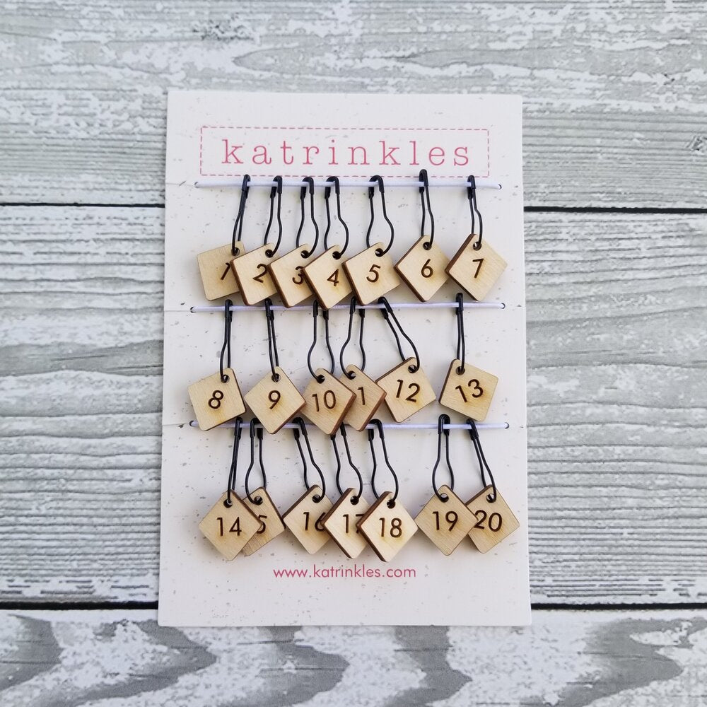 Stitch Marker Holder Pin with Acorn Charm