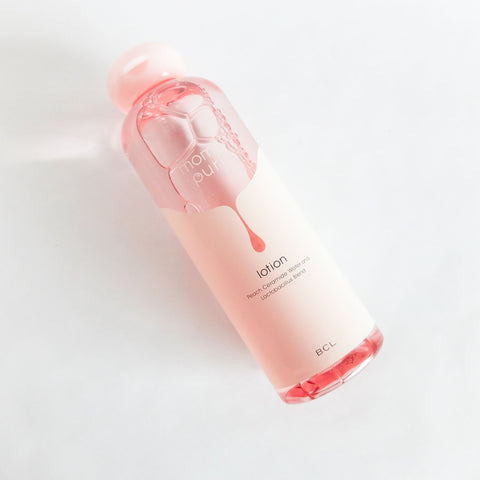 Momo Puri Japanese Toner