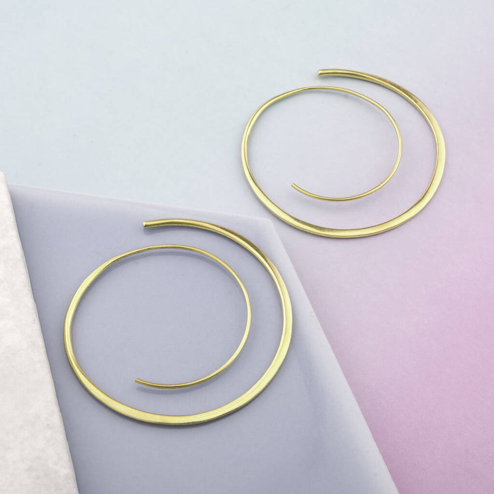 Vincy V-Shape Hoop Earrings 18K Gold/Silver – Oblession