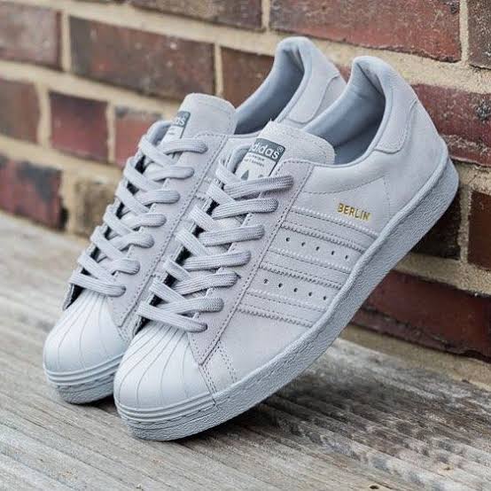 imagina clásico Rango N370O Adidas superstar edición especial Berlín gris– INEEDTENIS