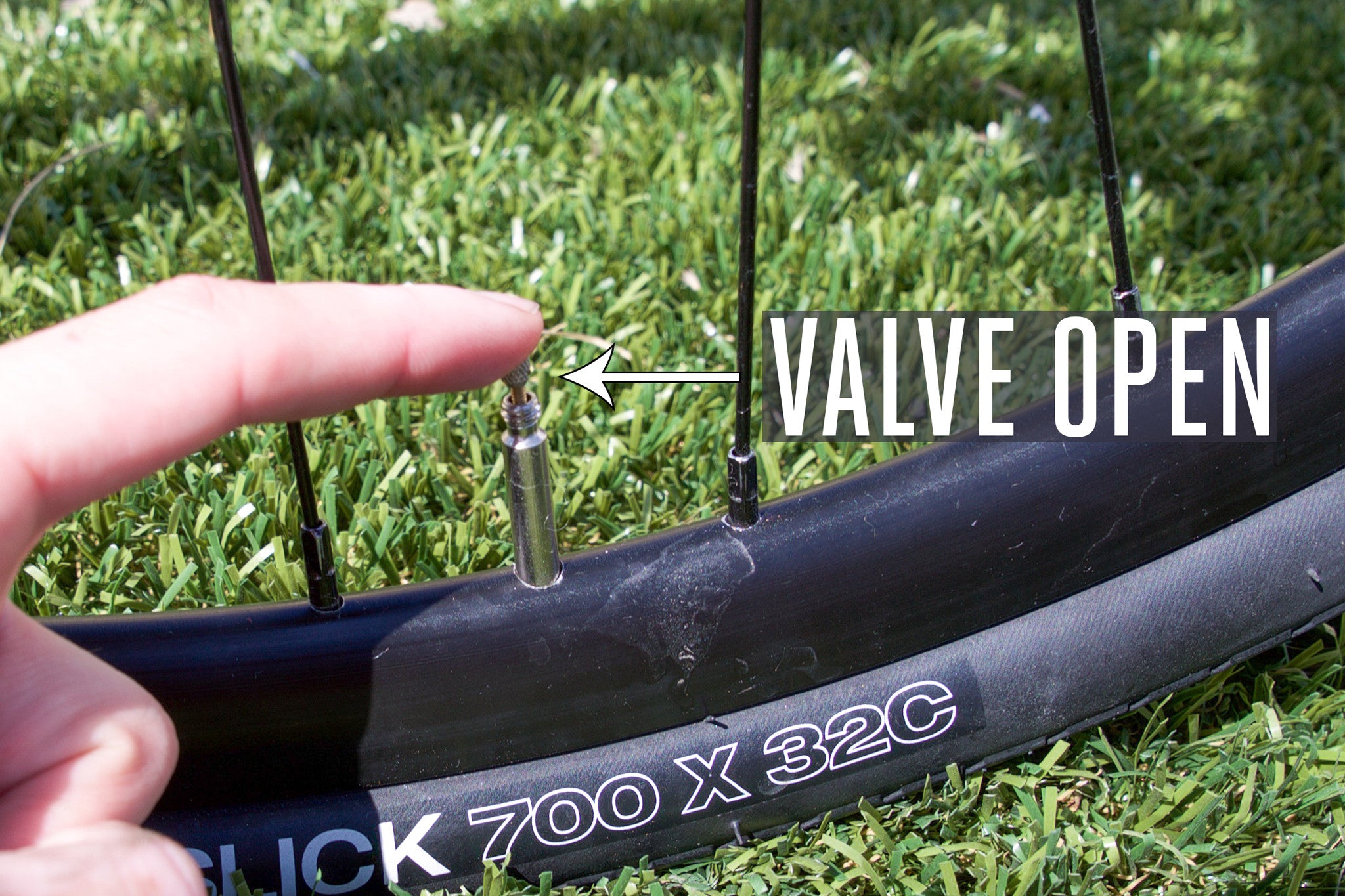 how to fill bike tire with presta valve