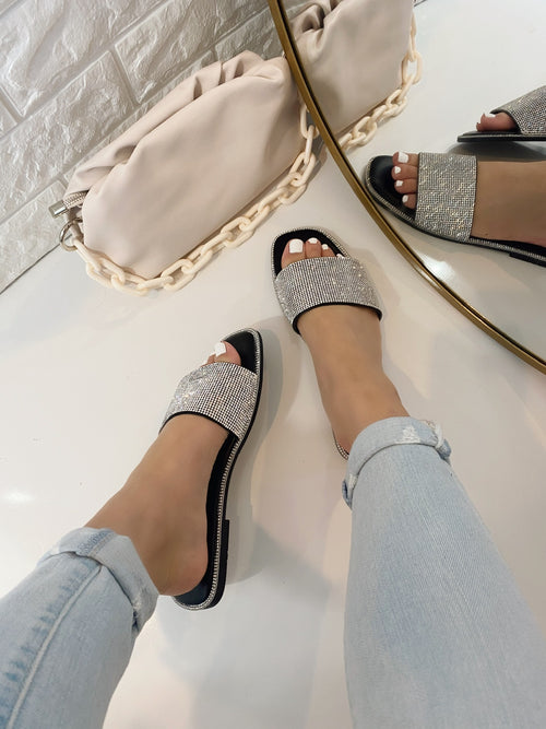 Rella: Women's Fashion Shoes