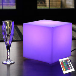 Van toepassing zijn idee Zeggen LED-nachtlamp op netstoom, RGB-kubus verschillende kleuren, 20 x 20cm – PK  Green België