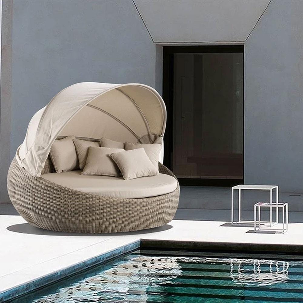 oversized outdoor daybed