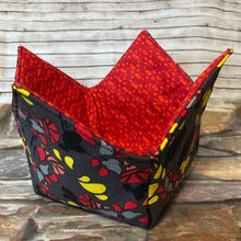 Portable Yarn Bowl - Geometric Flowers