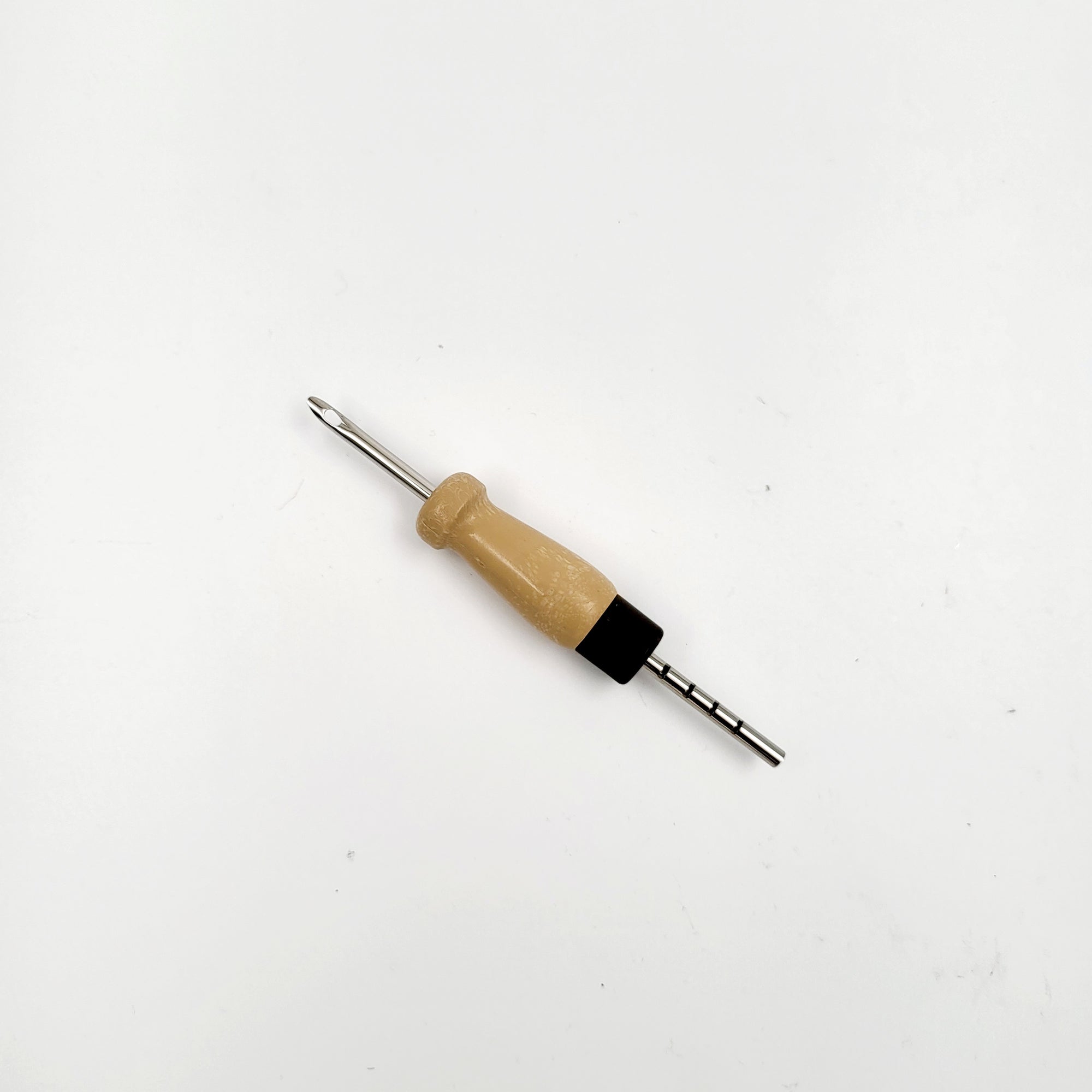 Lets Learn about Different Punch Needles! Number 1: the lavor punch ne -  All Things EFFY