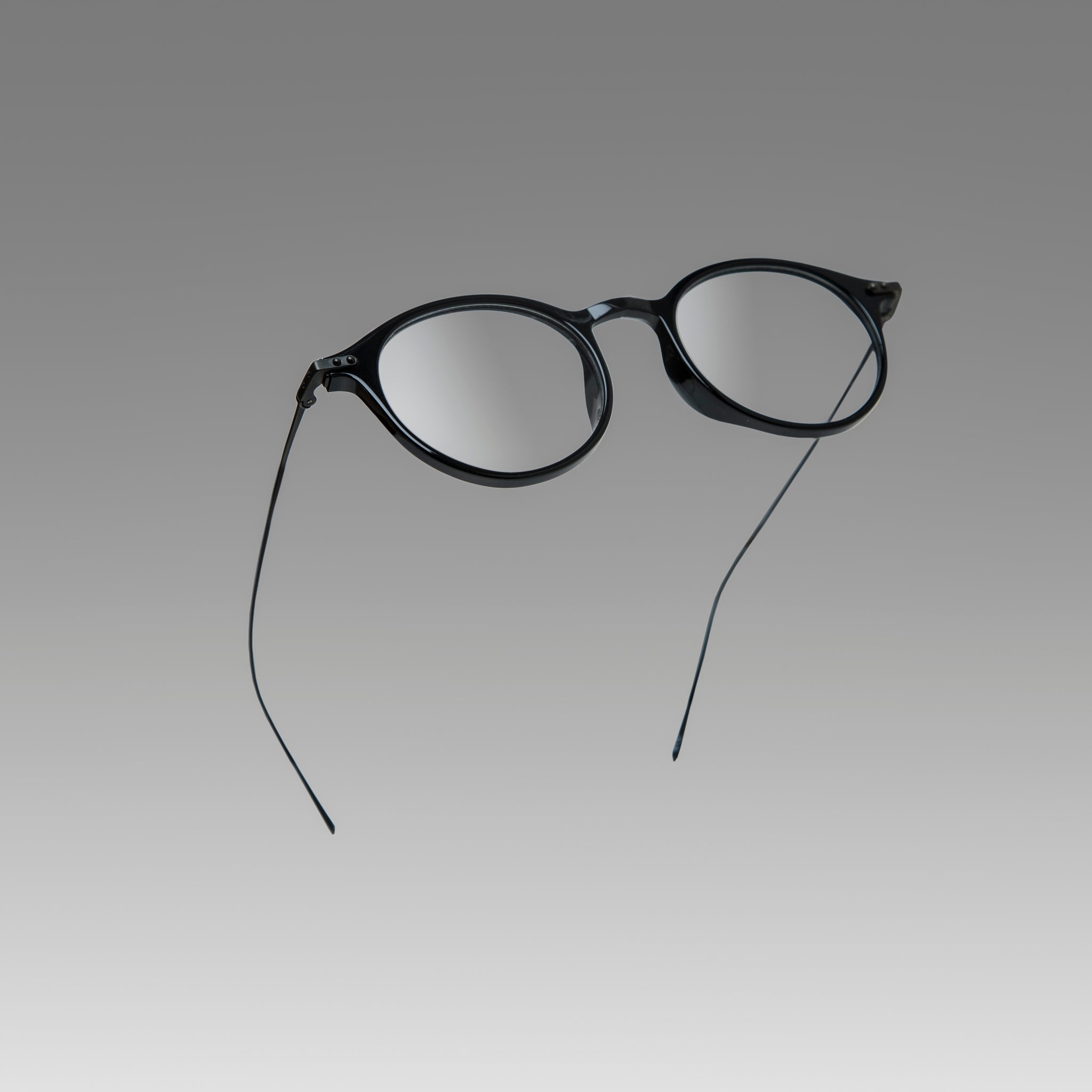 Arris Oval Optical Frame in Matt Nickel