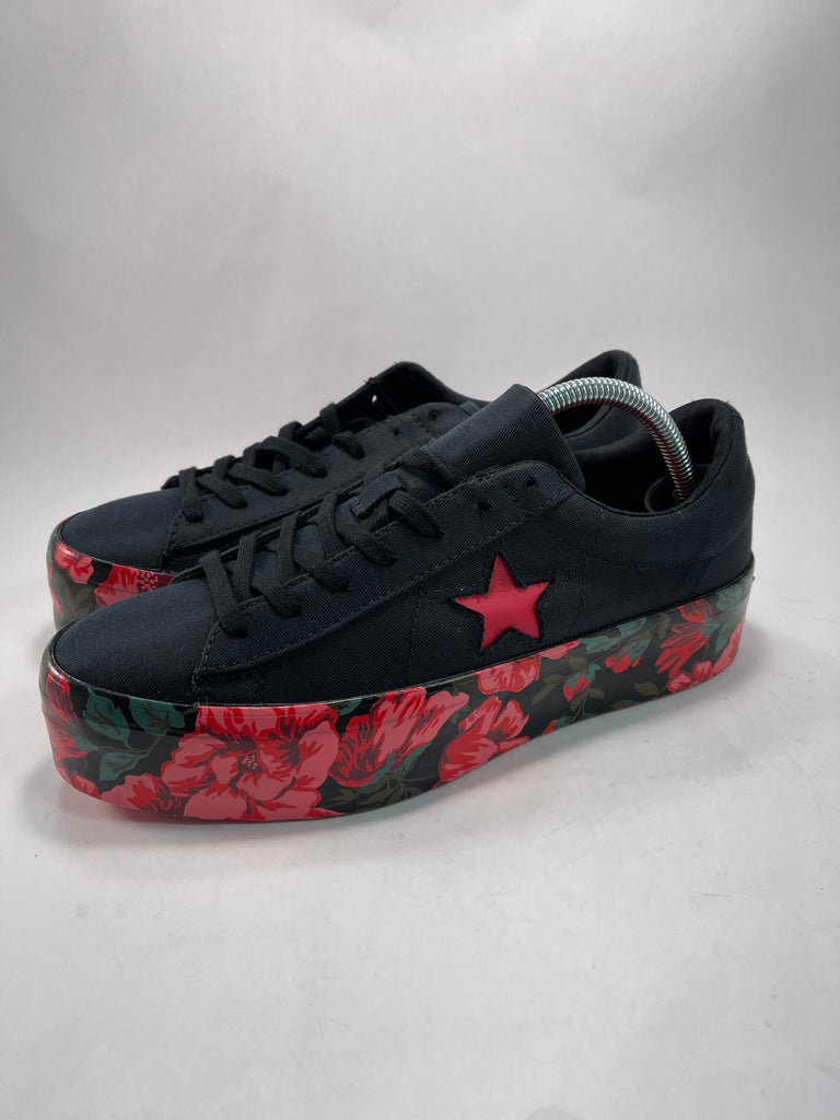 converse one star floral