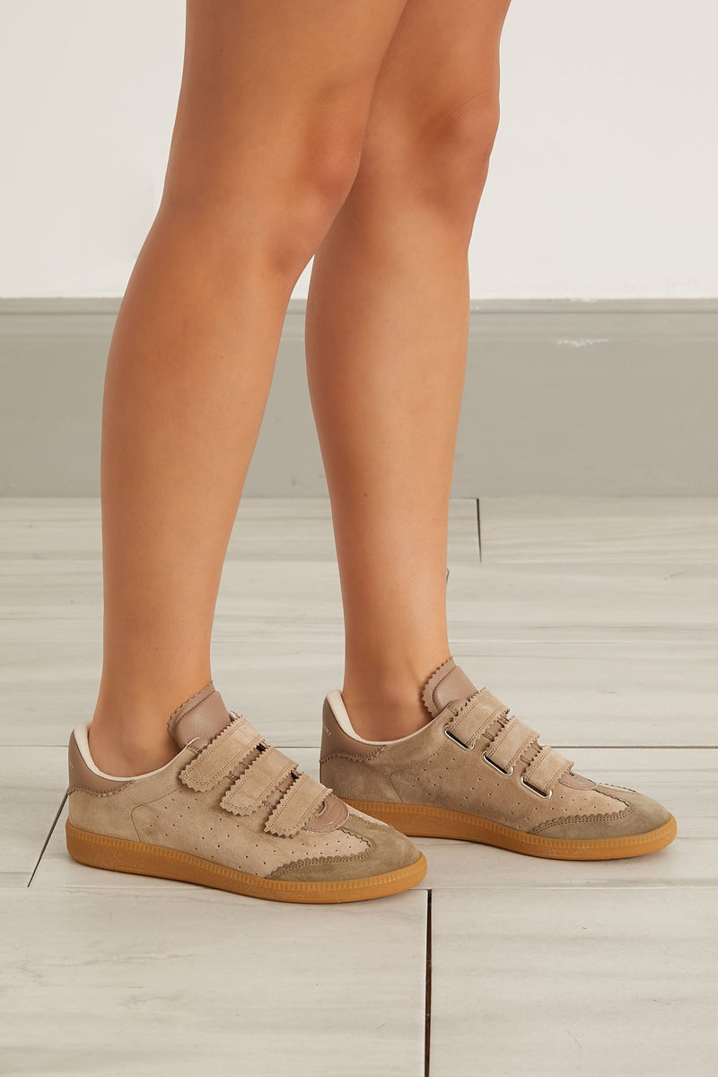 Isabel Marant Beth Sneaker in – Hampden Clothing