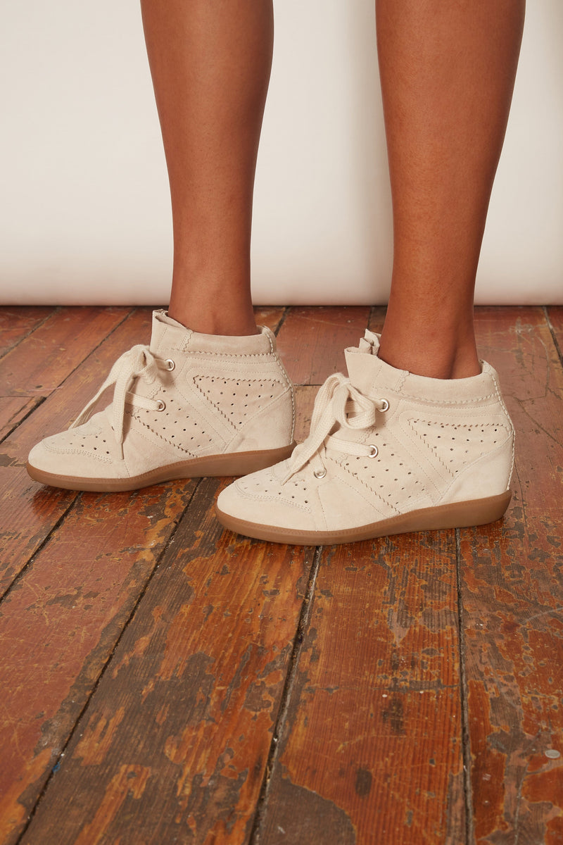 Garanti støn Blive skør Isabel Marant Bobby Sneaker in Chalk – Hampden Clothing