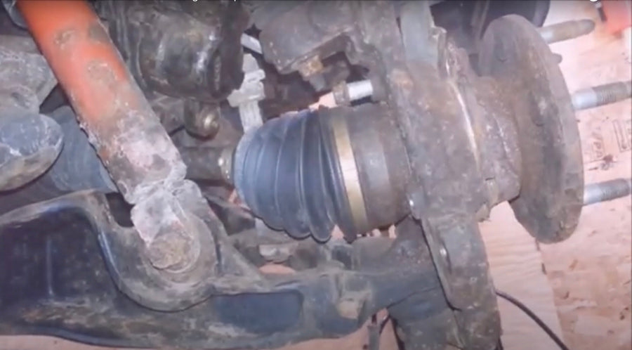 Removing the wheel hub from a 1st gen GMC Sierra 1500