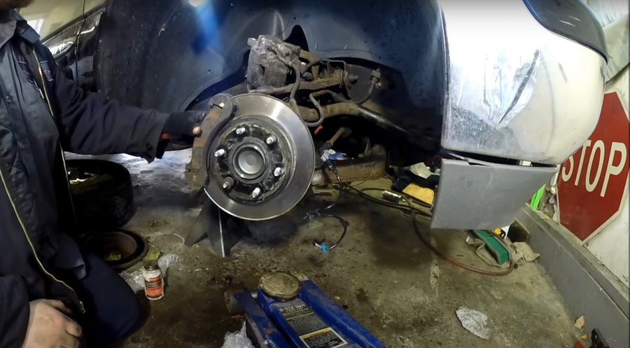 Replacing the brake caliper on a generation 1 Chevrolet Silverado 1500