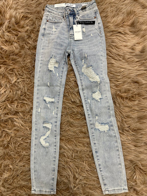 Judy Blue Boyfriend Fit Jeans- Midrise Cuff, (DK) – The Silver