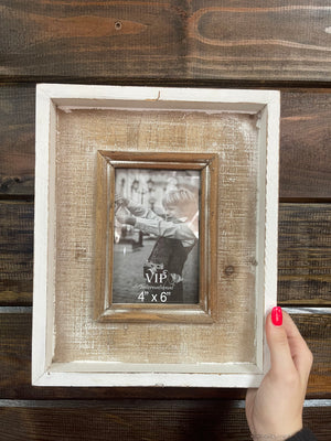 Wood Framed 4X6 Photo Frame on Pedestal – LandyLane Boutique