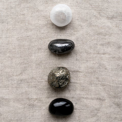pierres de cristaux de mise à la terre