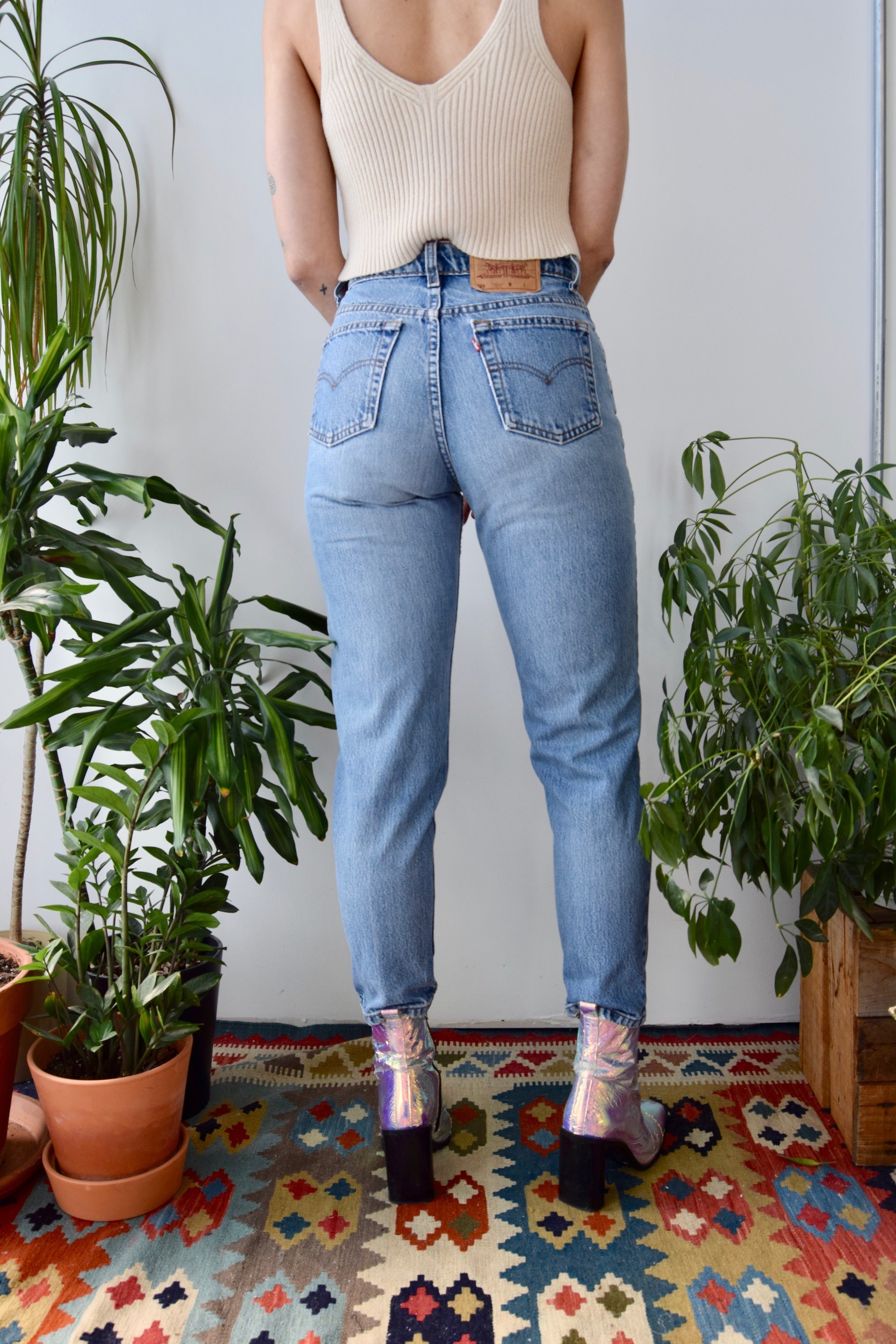 Levis 521 Tapered Jeans – Community Thrift and Vintage