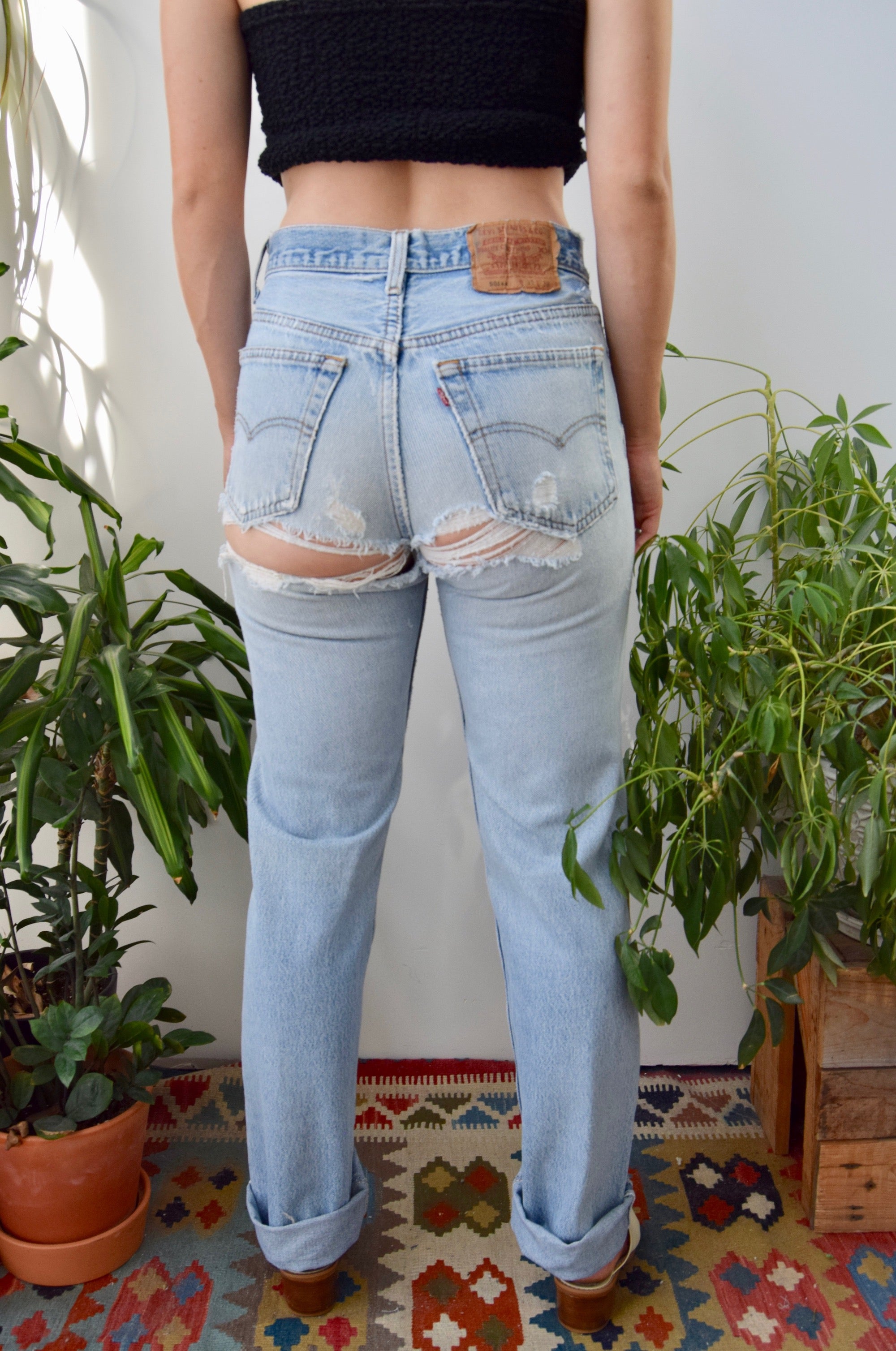 light wash 501 jeans