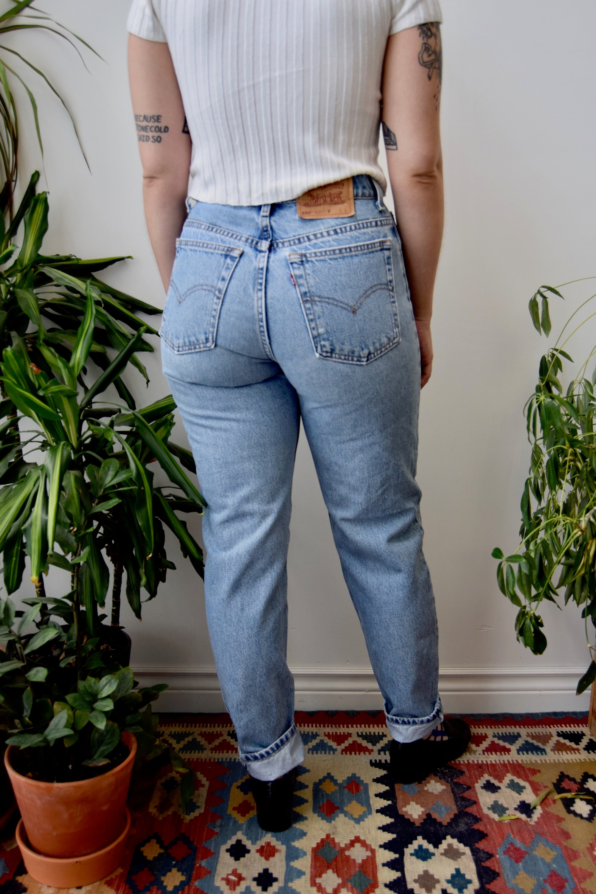 Light Wash Levis 550 Jeans – Community Thrift and Vintage