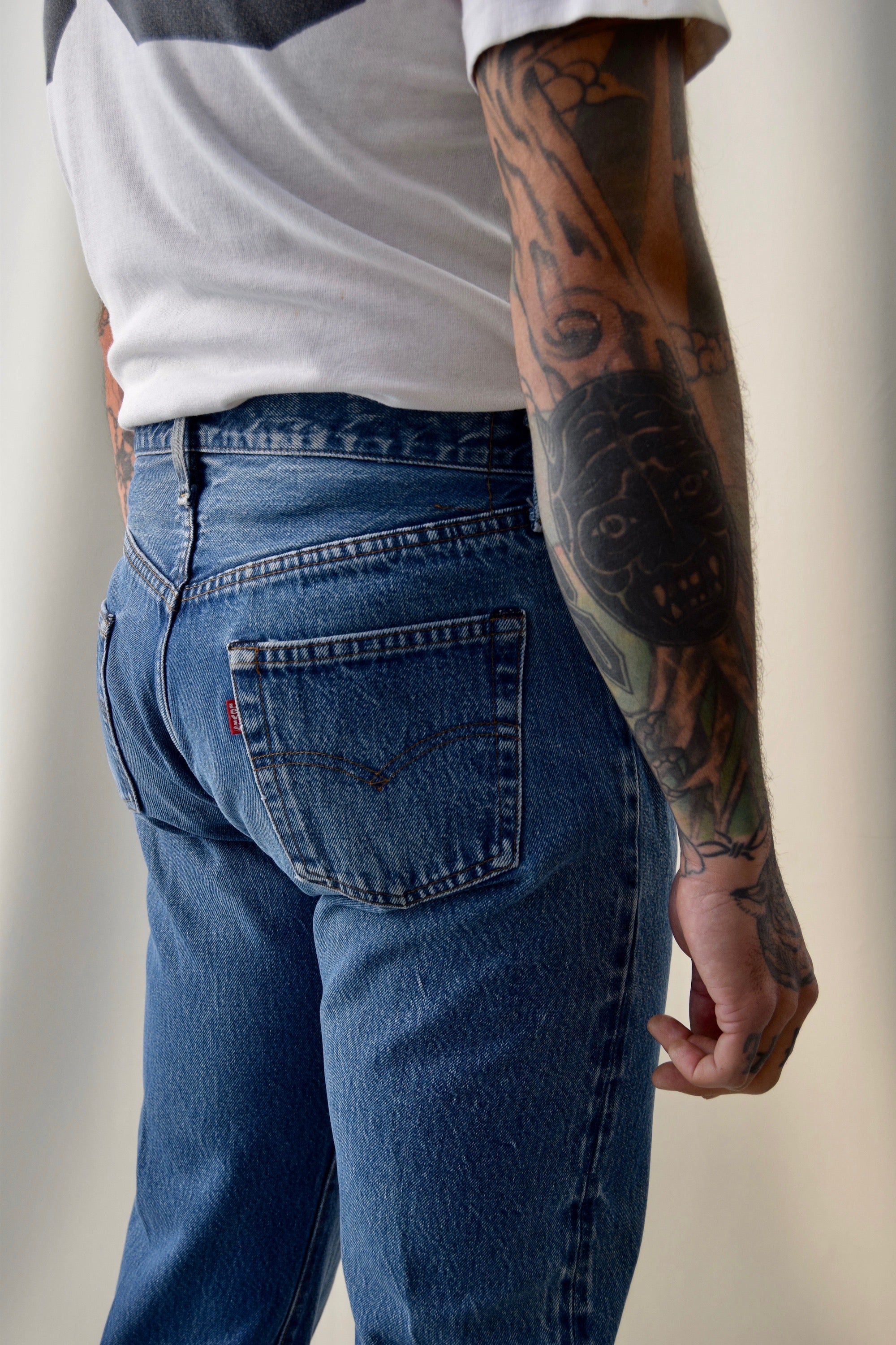 1980's Levis 501 Medium Wash Selvedge Jeans – Community Thrift and Vintage