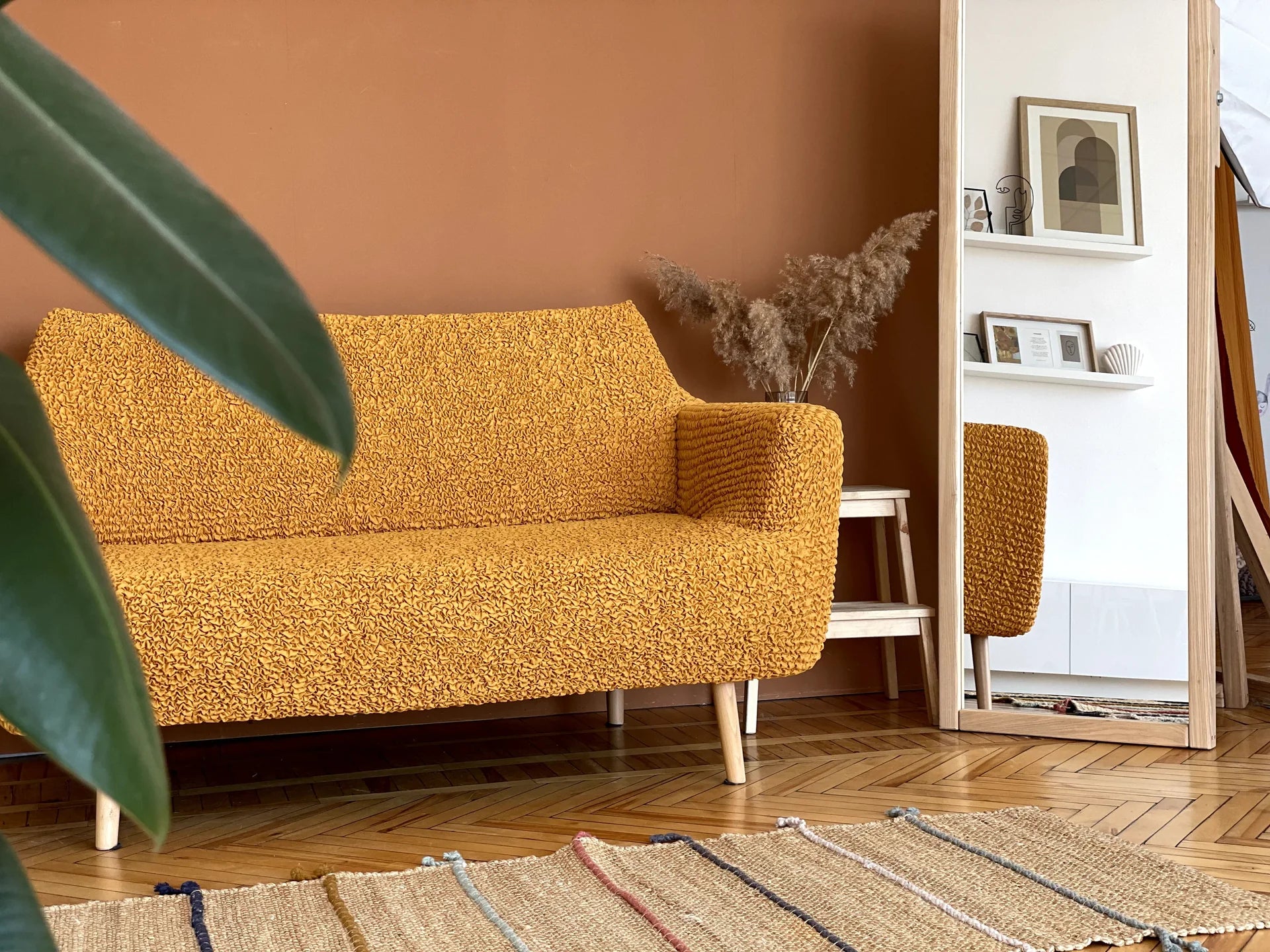 Mango Futon