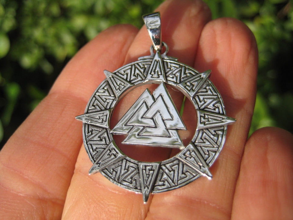 triquetra valknut